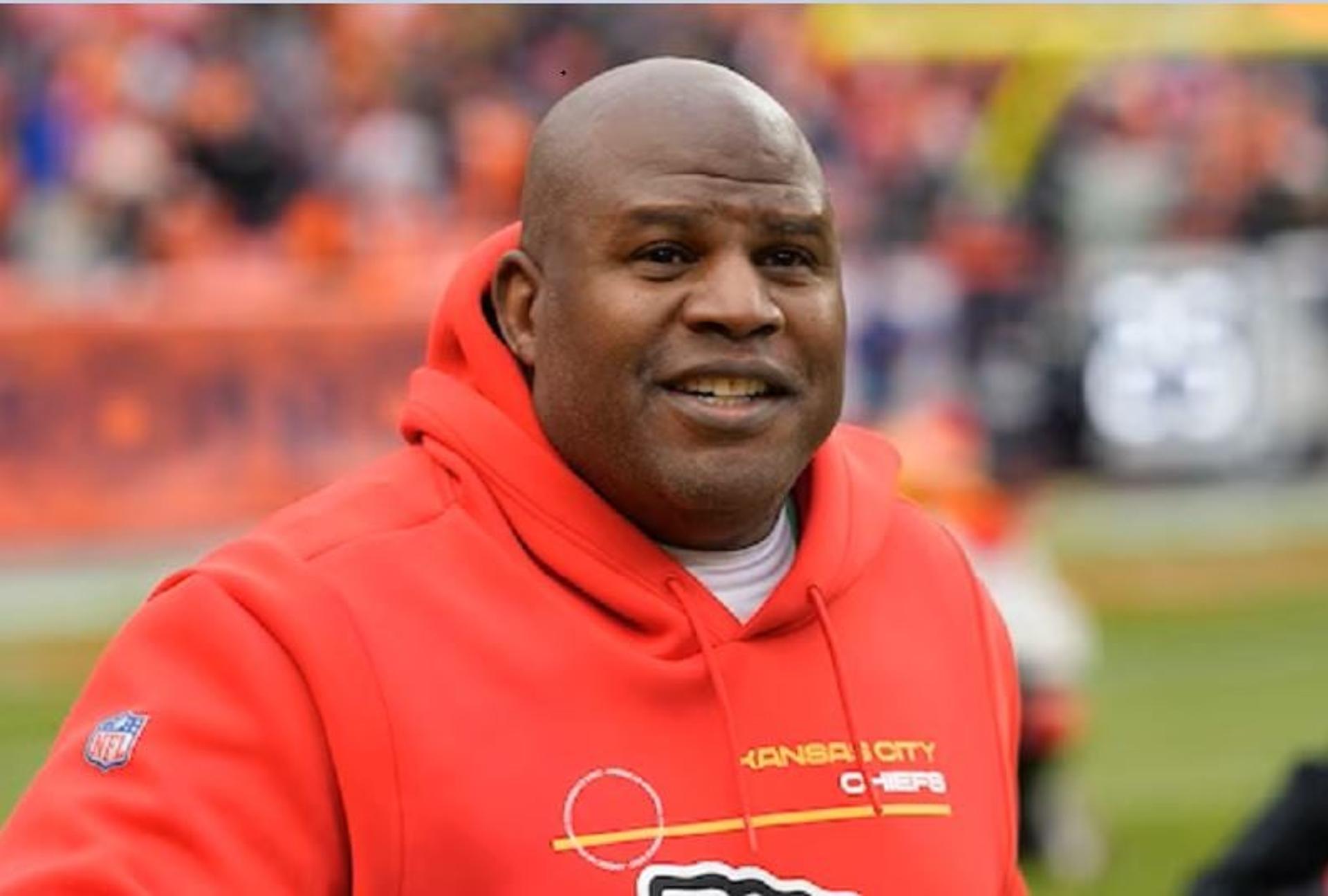 Coach estava no Kansas City Chiefs desde 2013