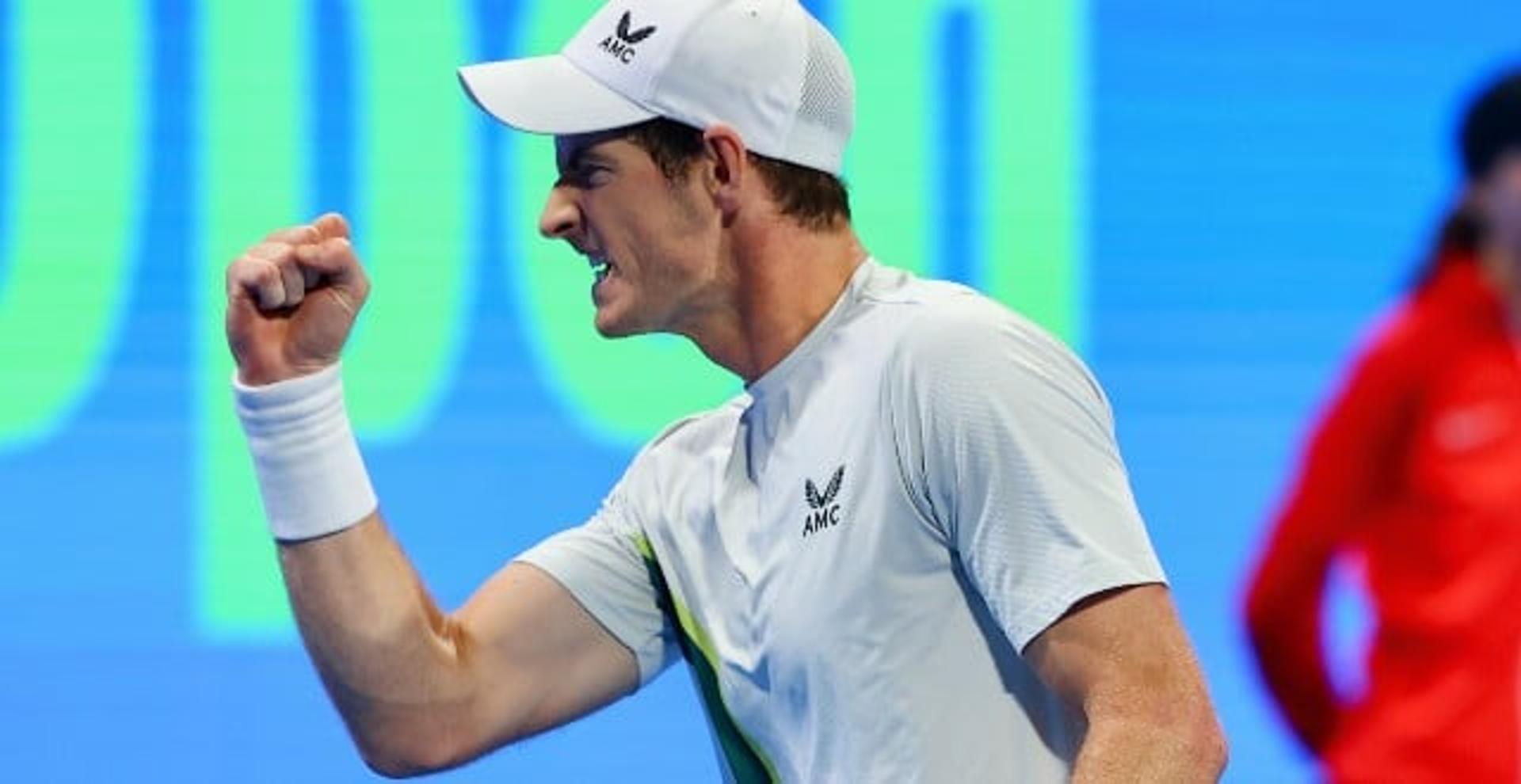 Andy Murray vibra com vitória em Doha