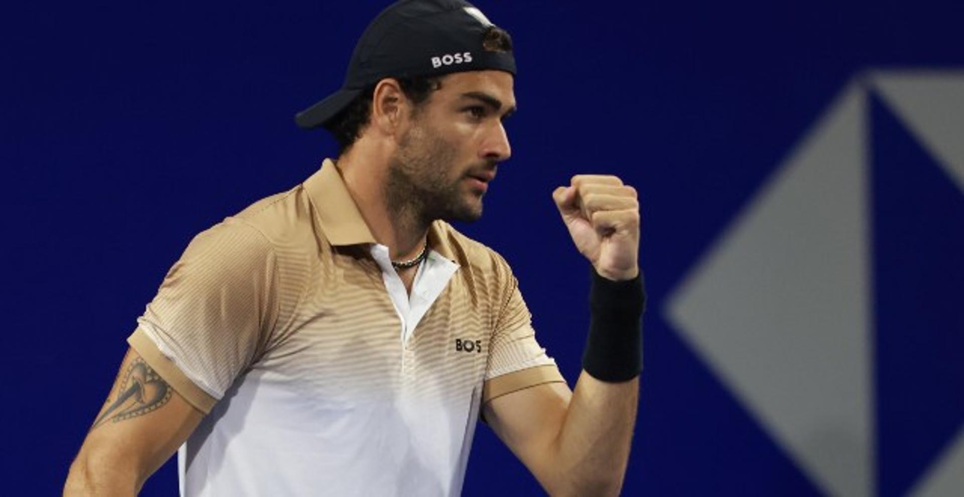 Matteo Berrettini comemora vaga nas quartas em Acapulco