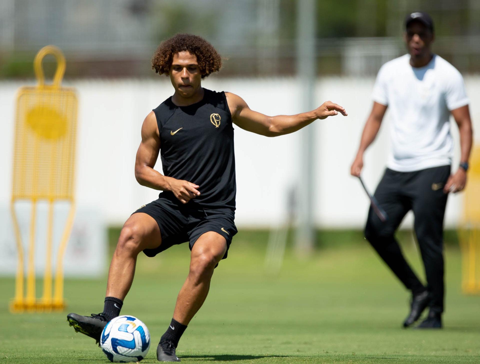 Guilherme Biro - Treino Corinthians