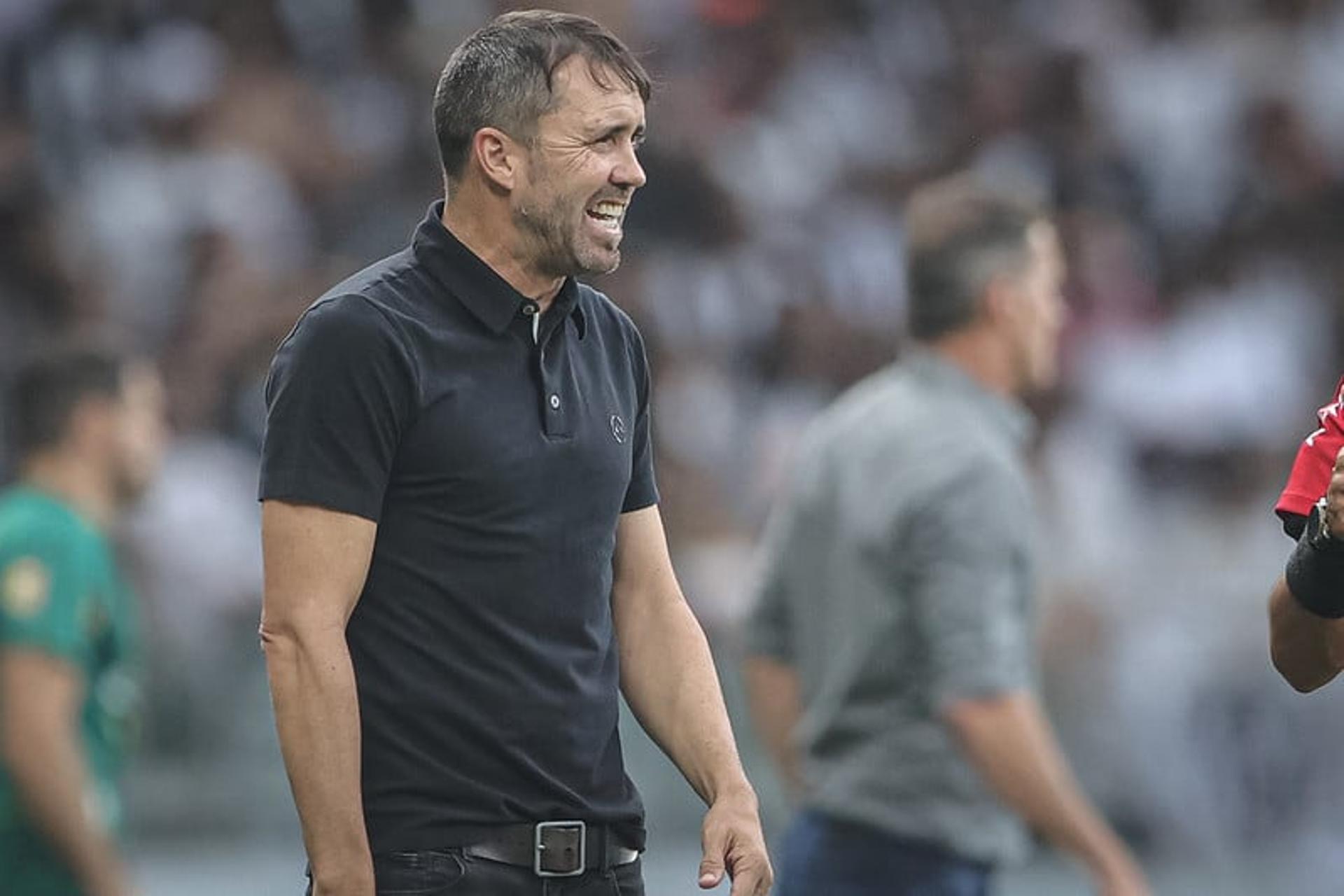 Eduardo Coudet pode ter feito o último jogo à frente do Atlético-MG