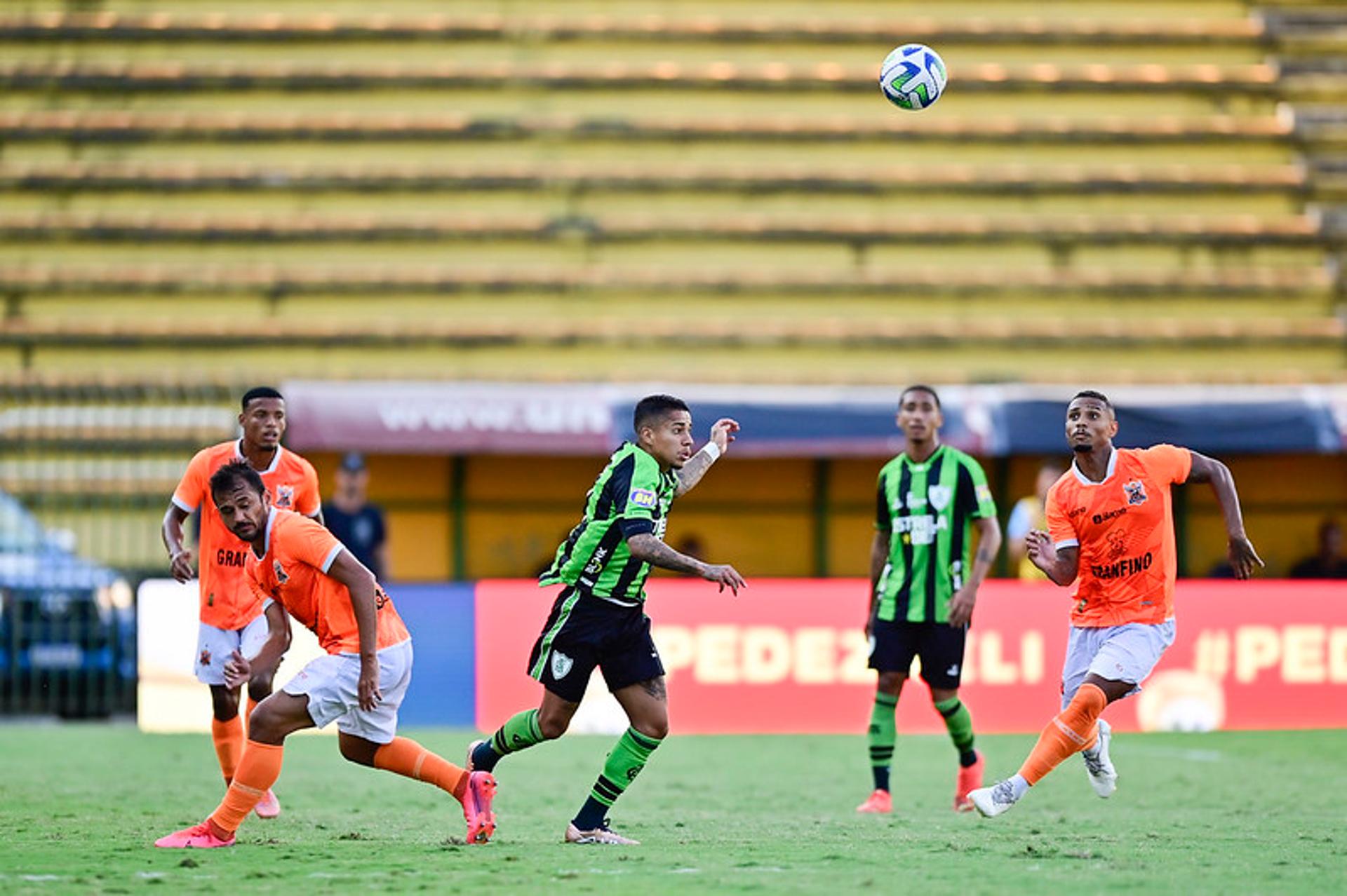 Nova Iguaçu-RJ x América-MG - relato