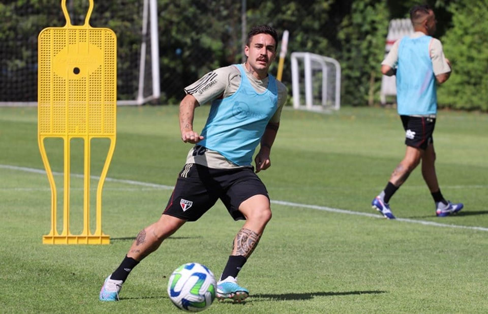 Gabriel Neves - treino São Paulo