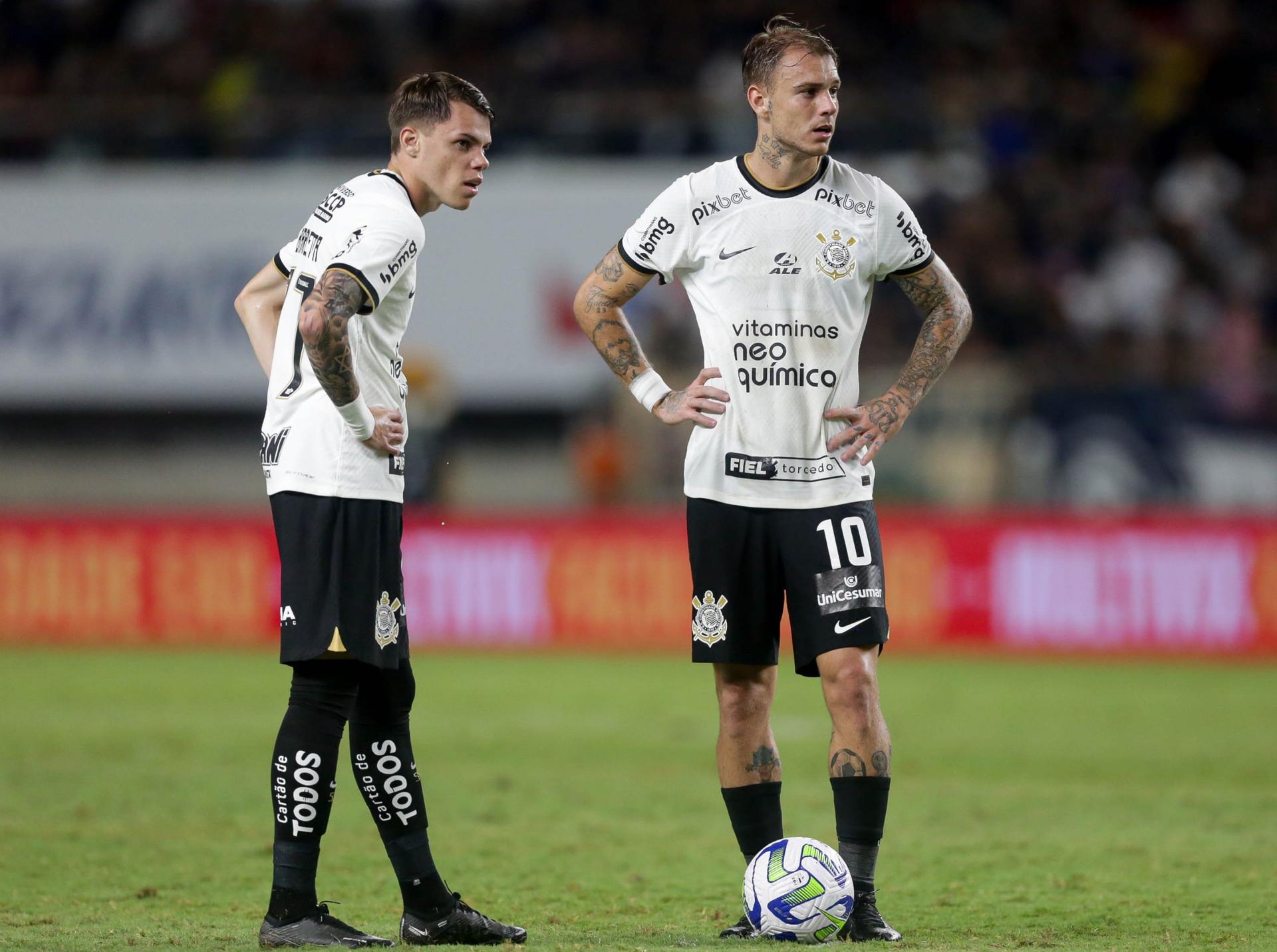 Barletta e Róger Guedes - Remo x Corinthians - Copa do Brasil