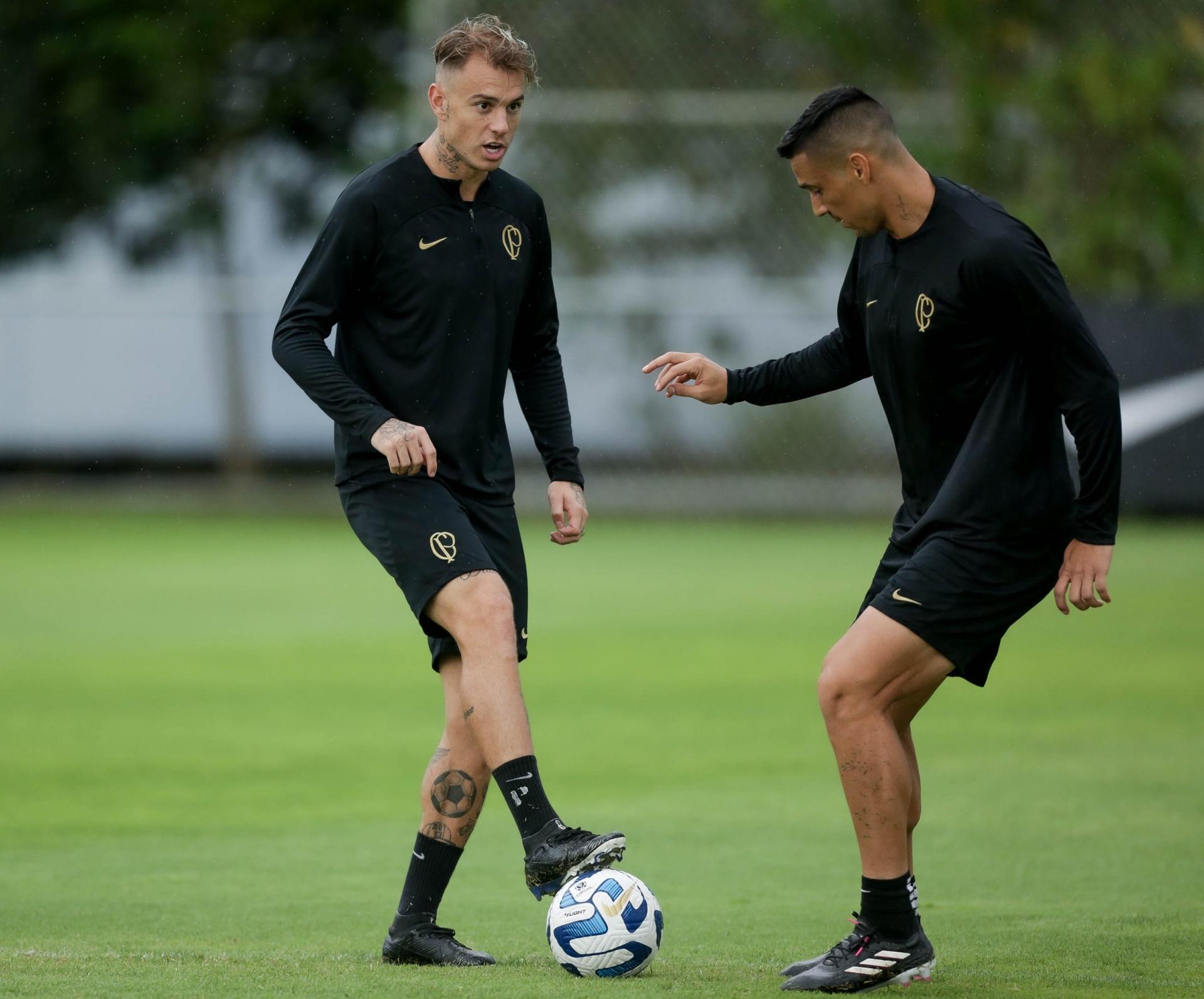 Balbuena e Róger Guedes - Treino Corinthians 18/04