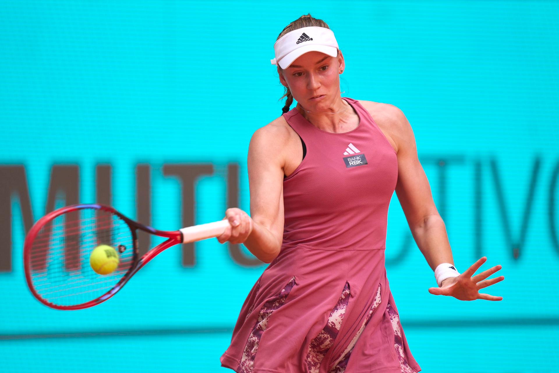 Elena Rybakina na estreia do WTA 1000 de Madri