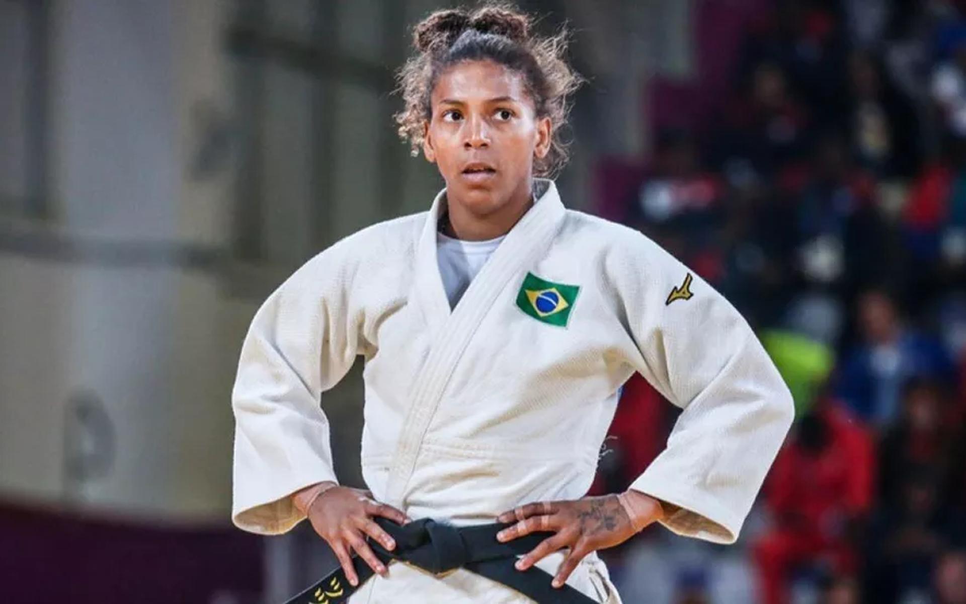 rafaela-silva-judo-mundial-aspect-ratio-512-320