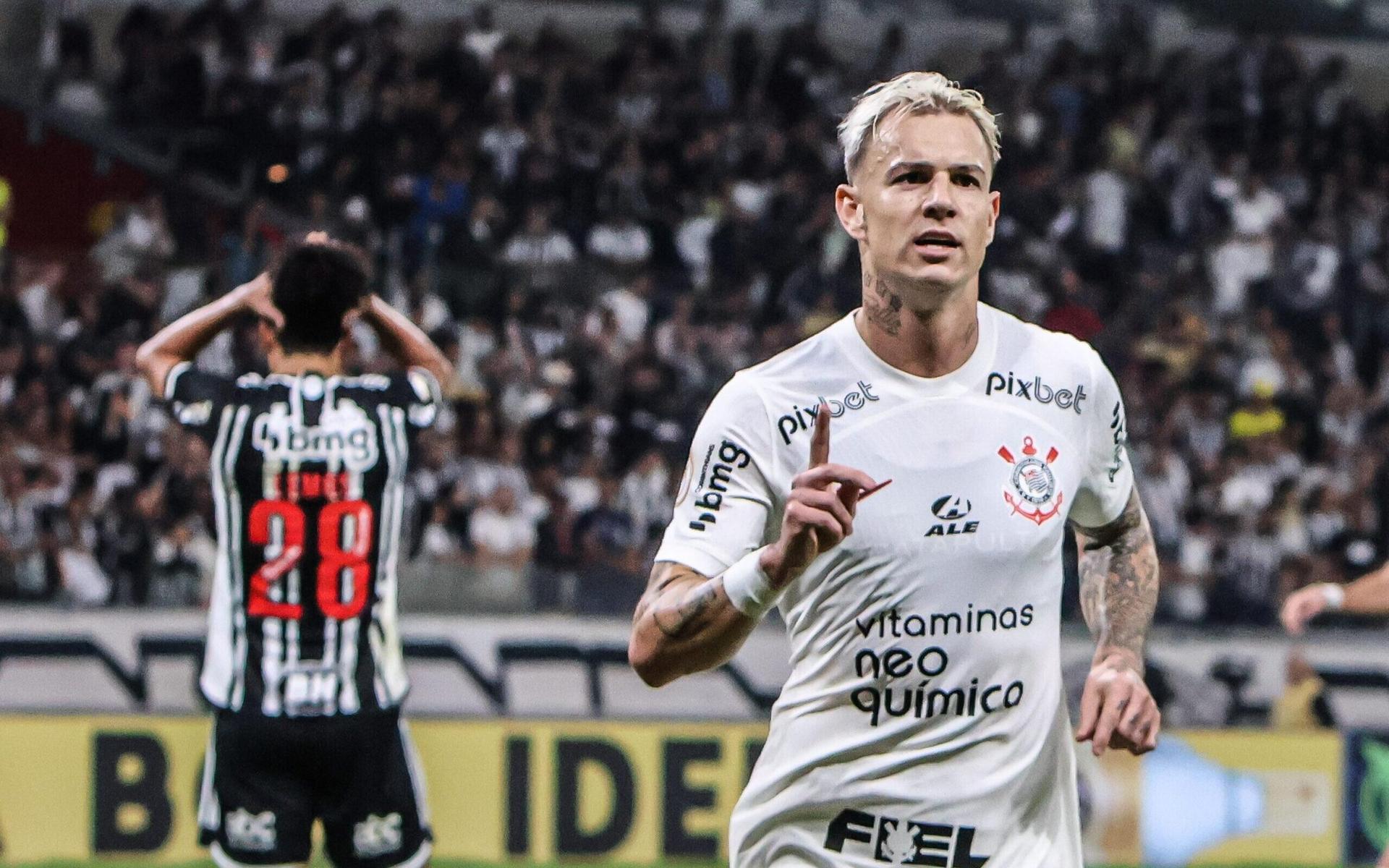 Roger-Guedes-Corinthians-Atletico-Brasileirao-scaled-aspect-ratio-512-320