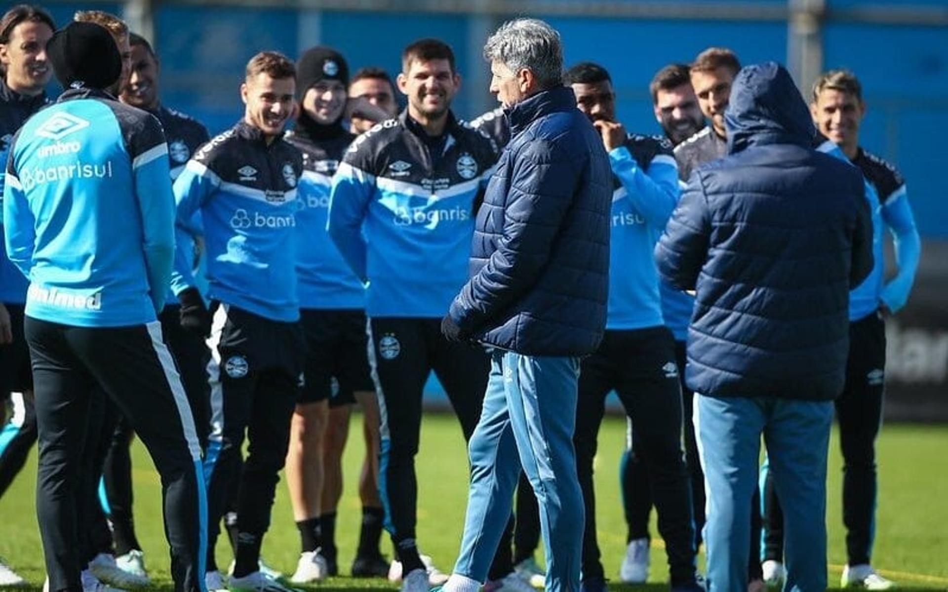 treino-gremio-19-07-futebol-latino-lance-aspect-ratio-512-320