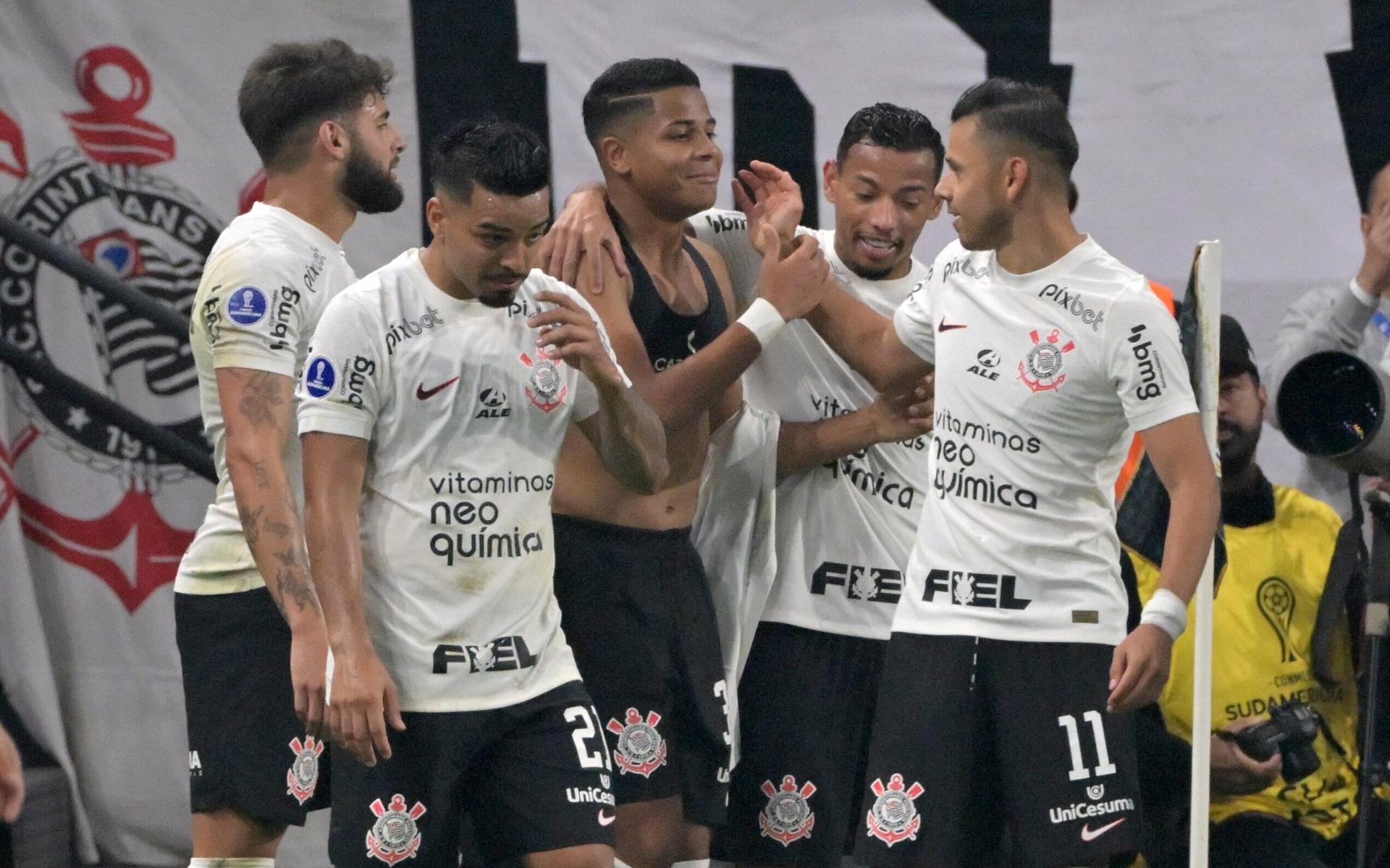 Corinthians-Wesley-Newells-aspect-ratio-512-320