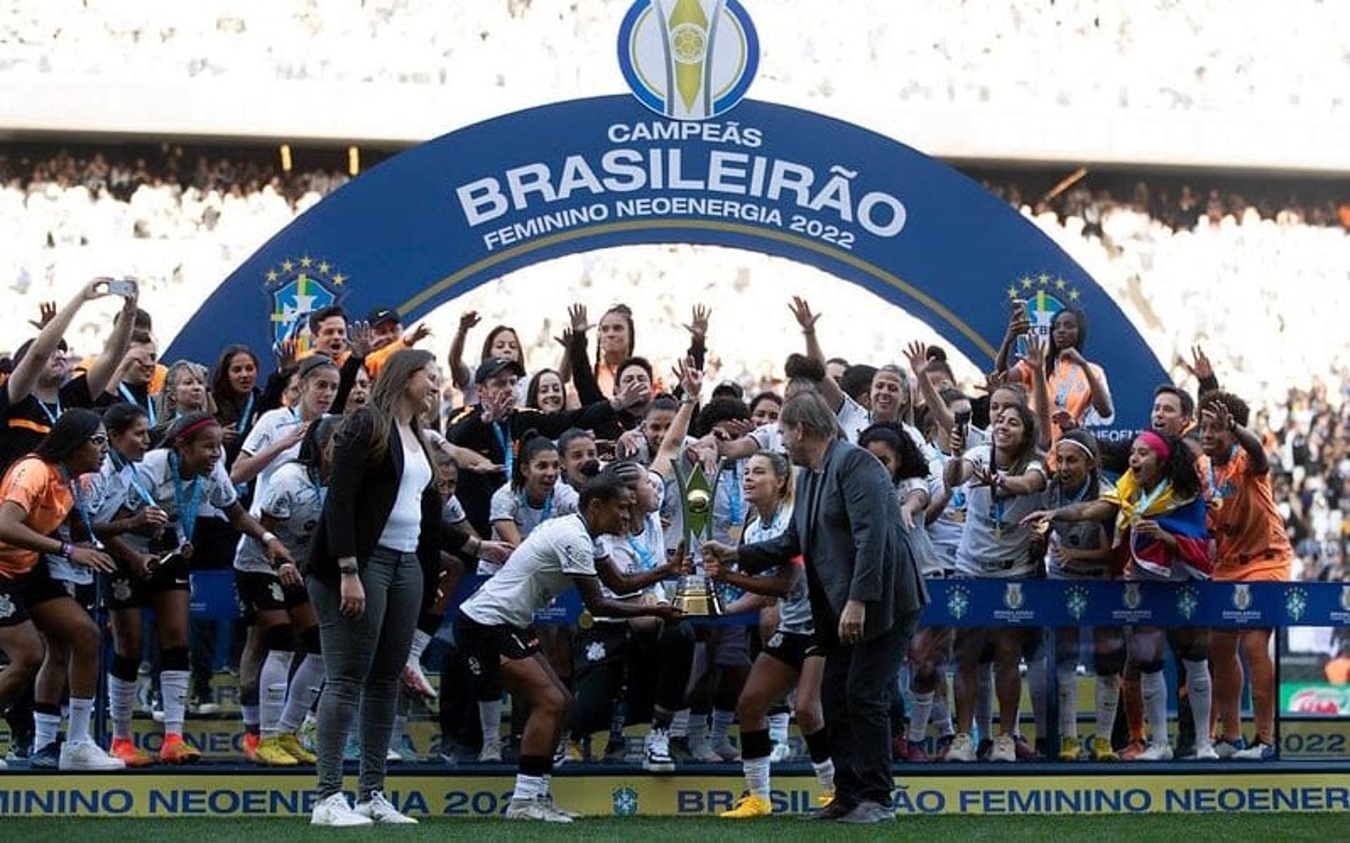 Corinthians-Campeao-Brasileirao-Feminino-aspect-ratio-512-320