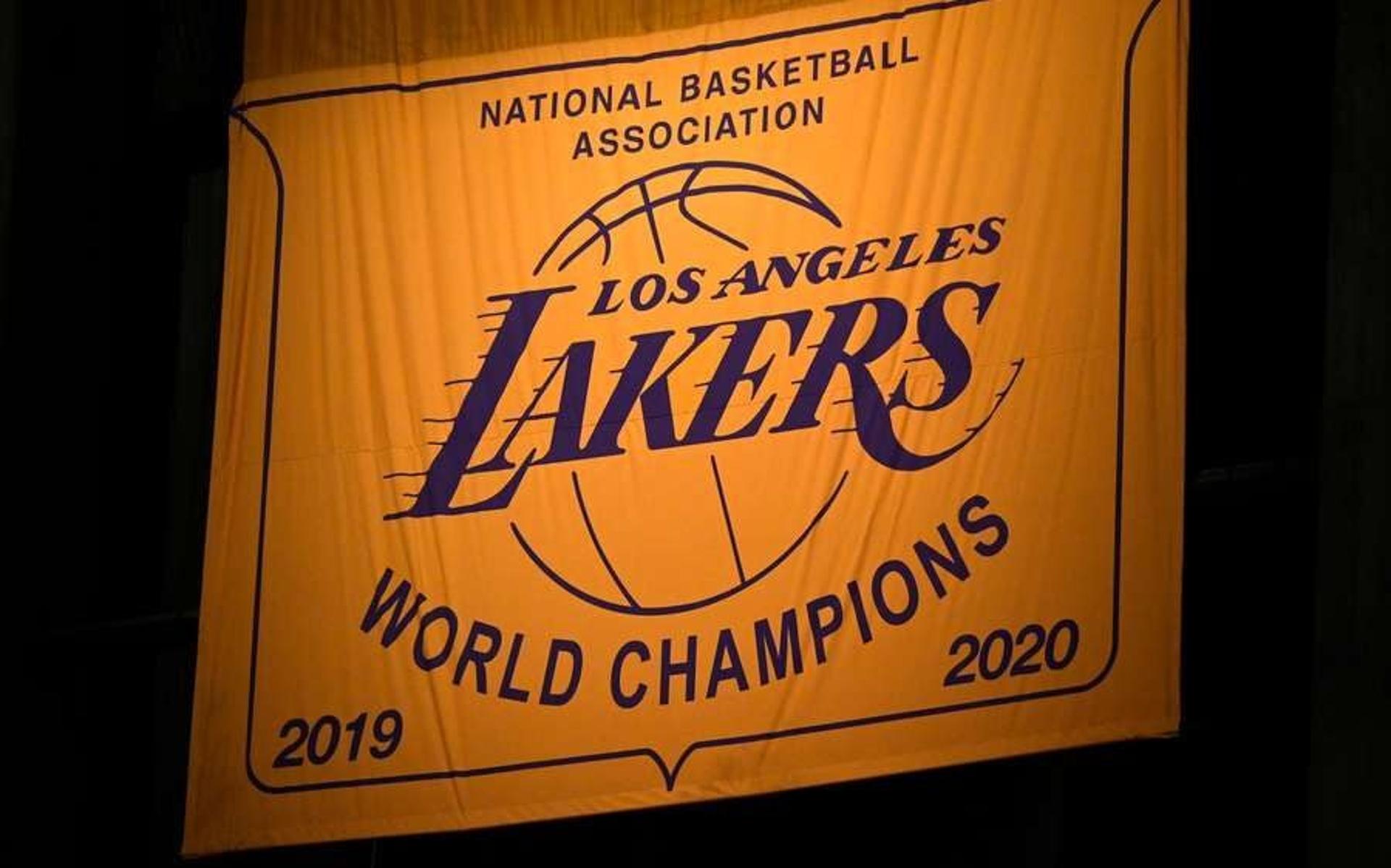 Los-Angeles-Lakers-World-Champions-aspect-ratio-512-320