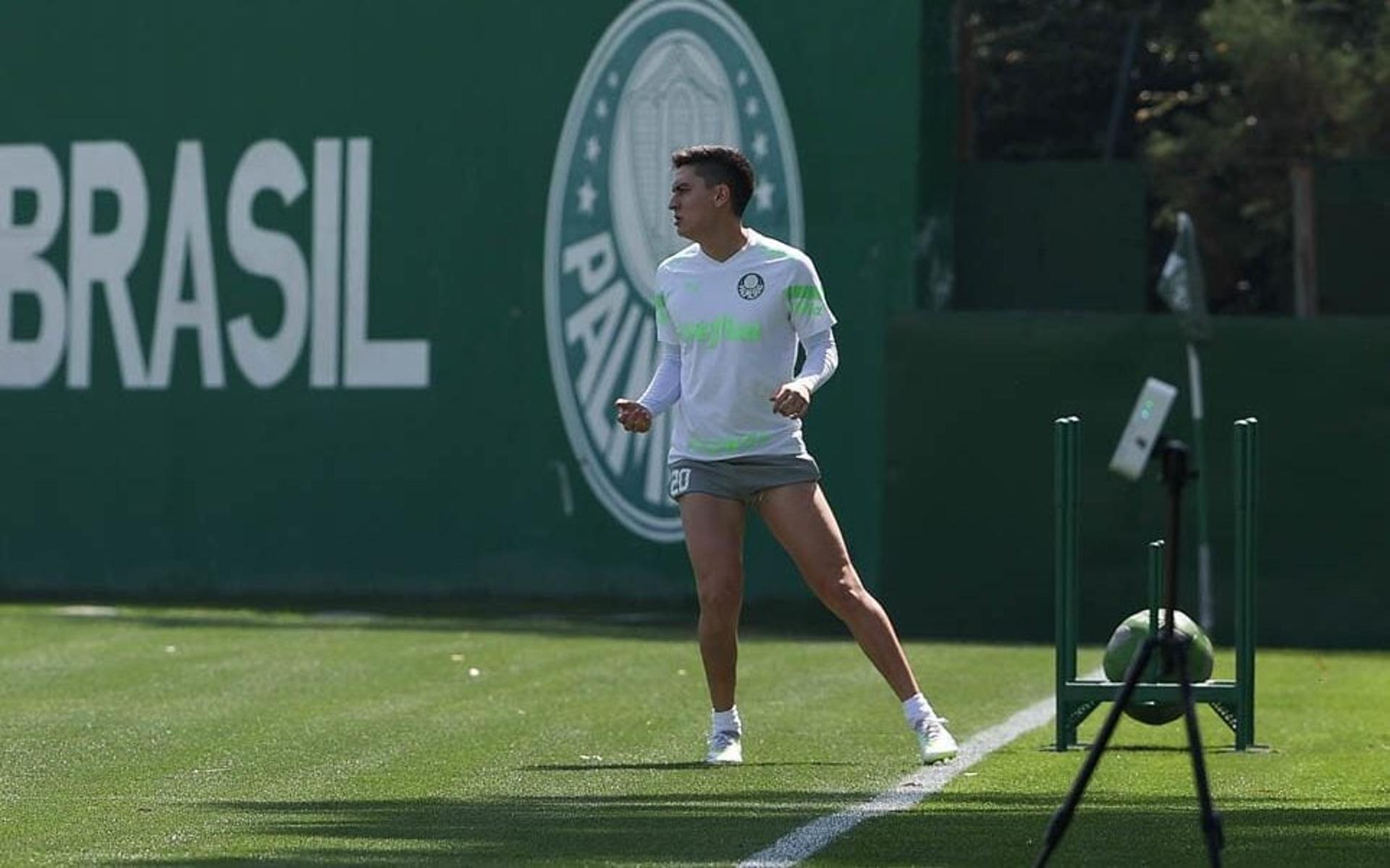 atuesta_treino_palmeiras_setembro_2023-aspect-ratio-512-320