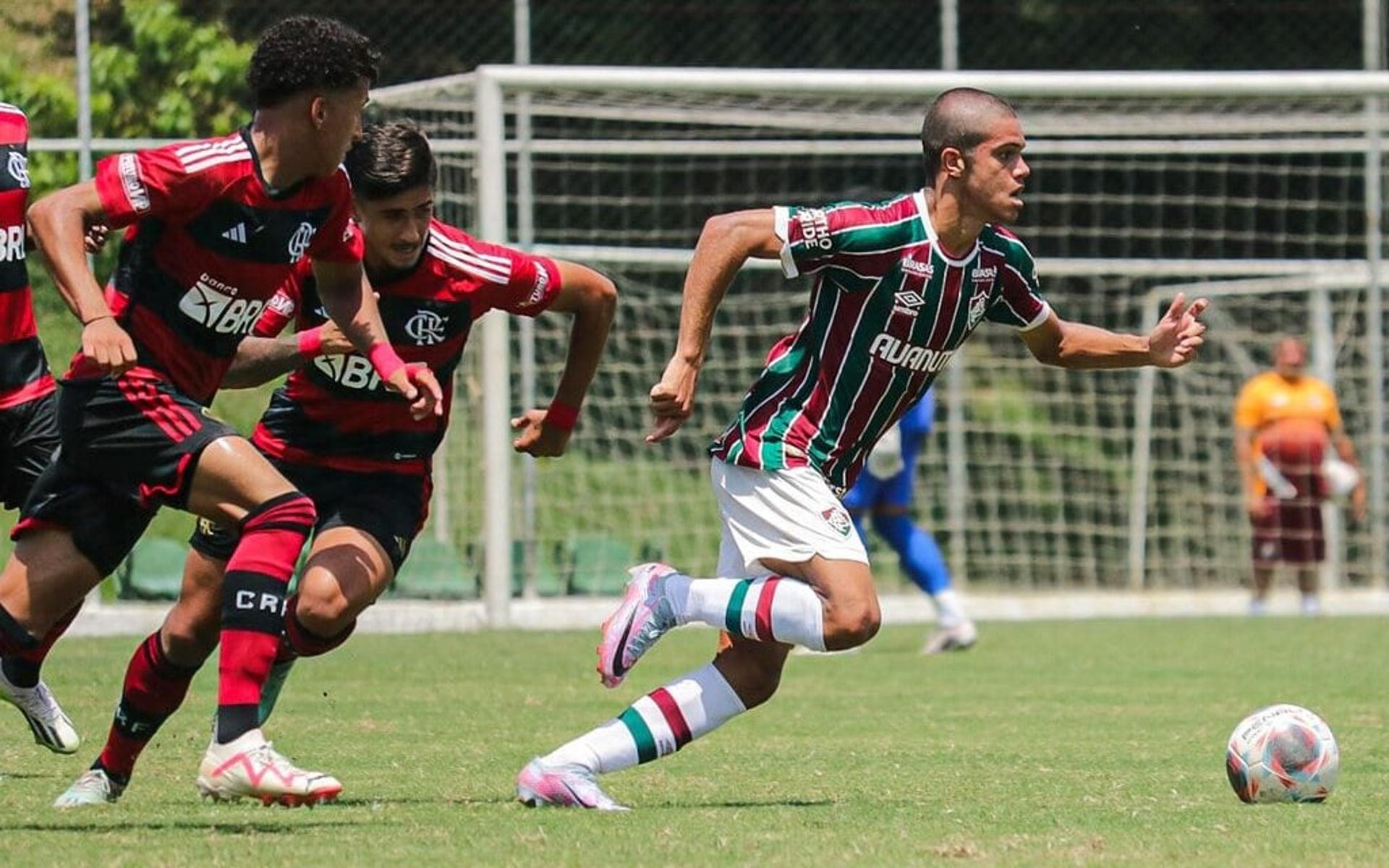 Fluminense-x-Flamengo-Sub-17-aspect-ratio-512-320