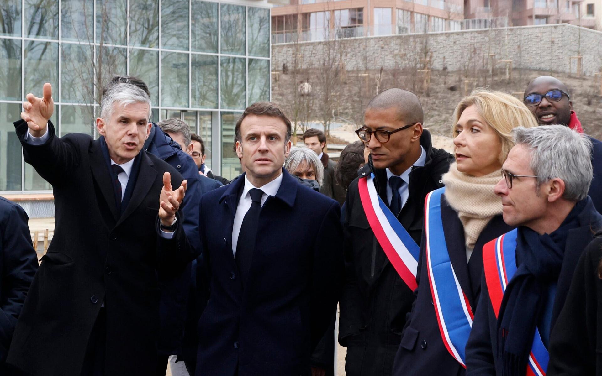 AFP__20240229__34KG6GE__v3__HighRes__FranceOlyParis2024VillageInauguration-scaled-aspect-ratio-512-320