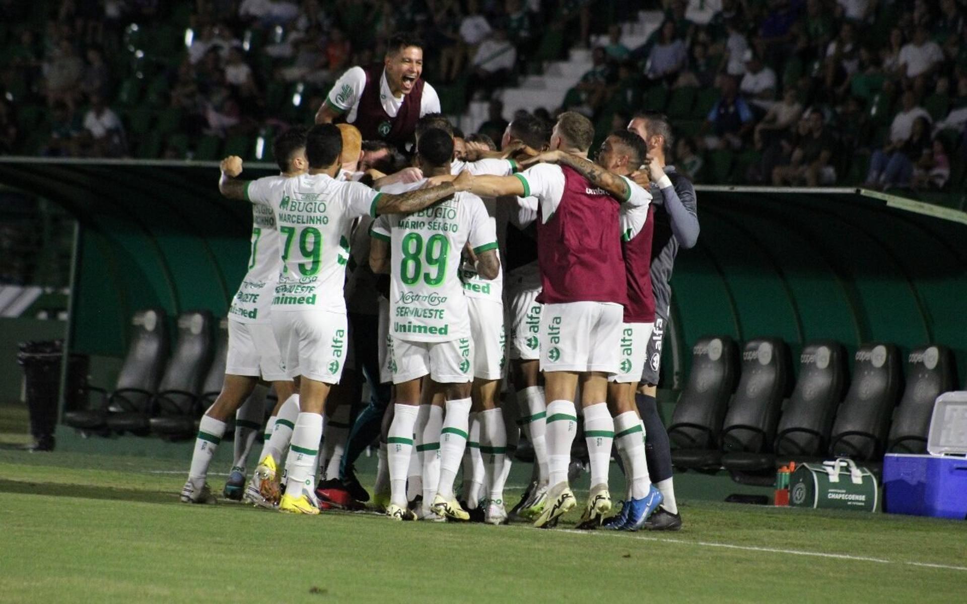 Chapecoense-aspect-ratio-512-320