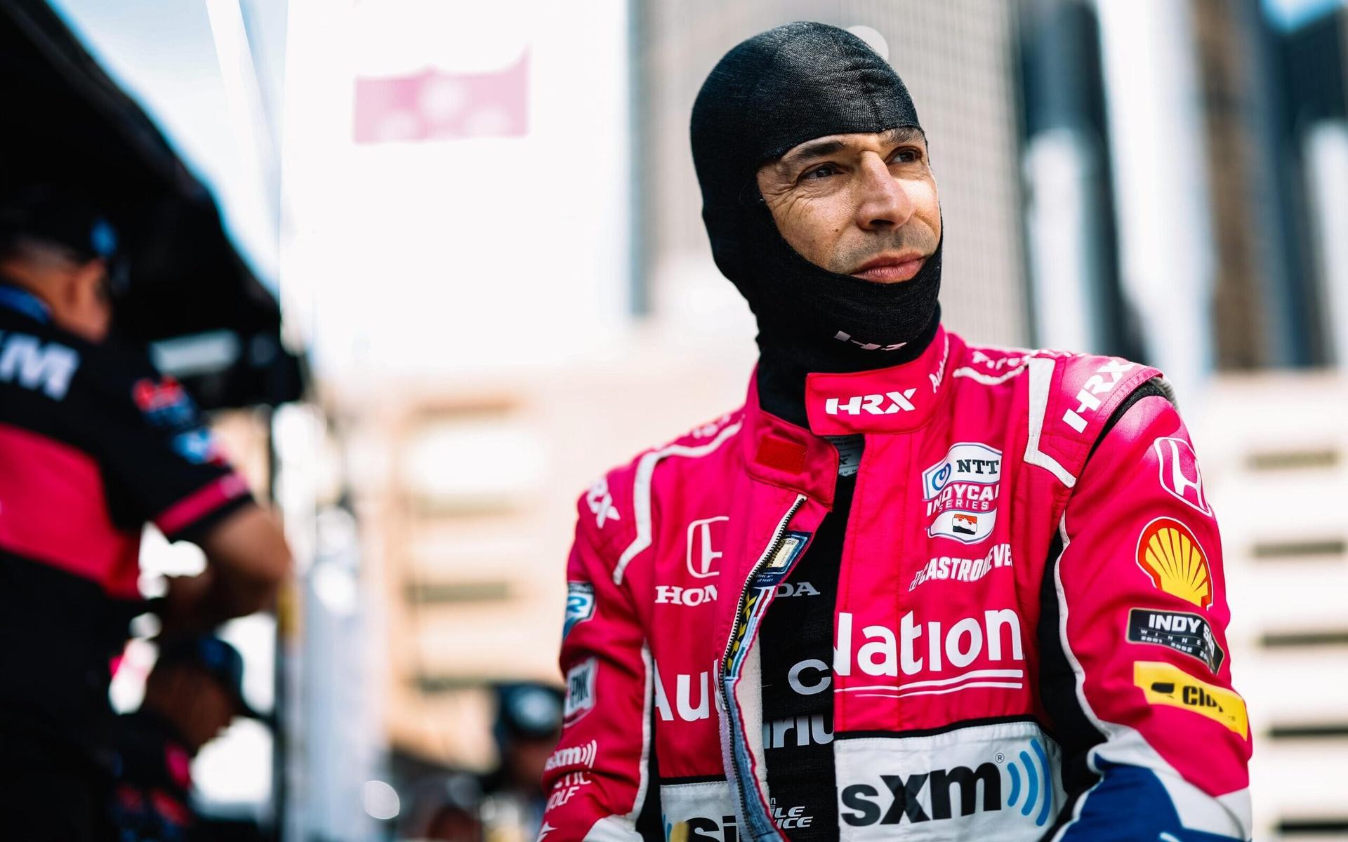 Helio-Castroneves-Chevrolet-Detroit-Grand-Prix-By_-Joe-Skibinski_Large-Image-Without-Watermark_m108046-scaled-aspect-ratio-512-320