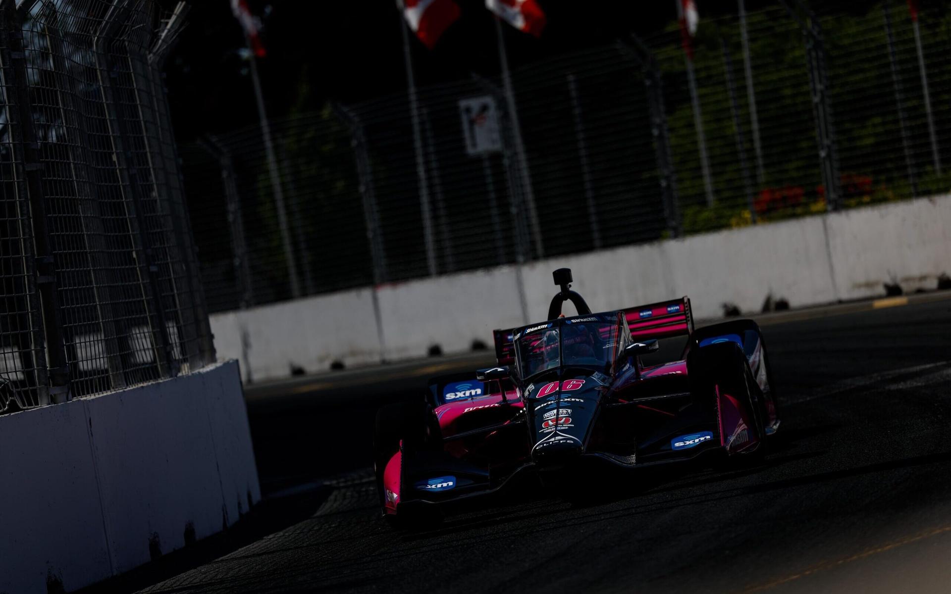 Helio-Castroneves-Honda-Indy-Toronto-By_-Joe-Skibinski_Large-Image-Without-Watermark_m64171-scaled-aspect-ratio-512-320