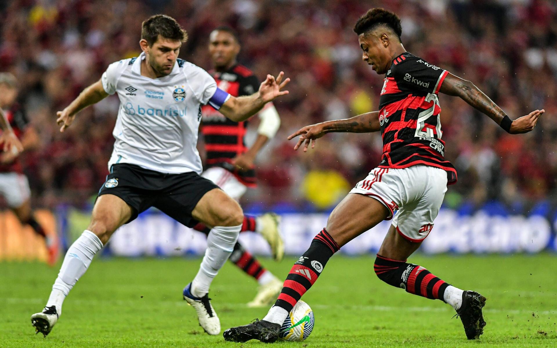 flamengo-gremio-campeonato-brasileiro-scaled-aspect-ratio-512-320