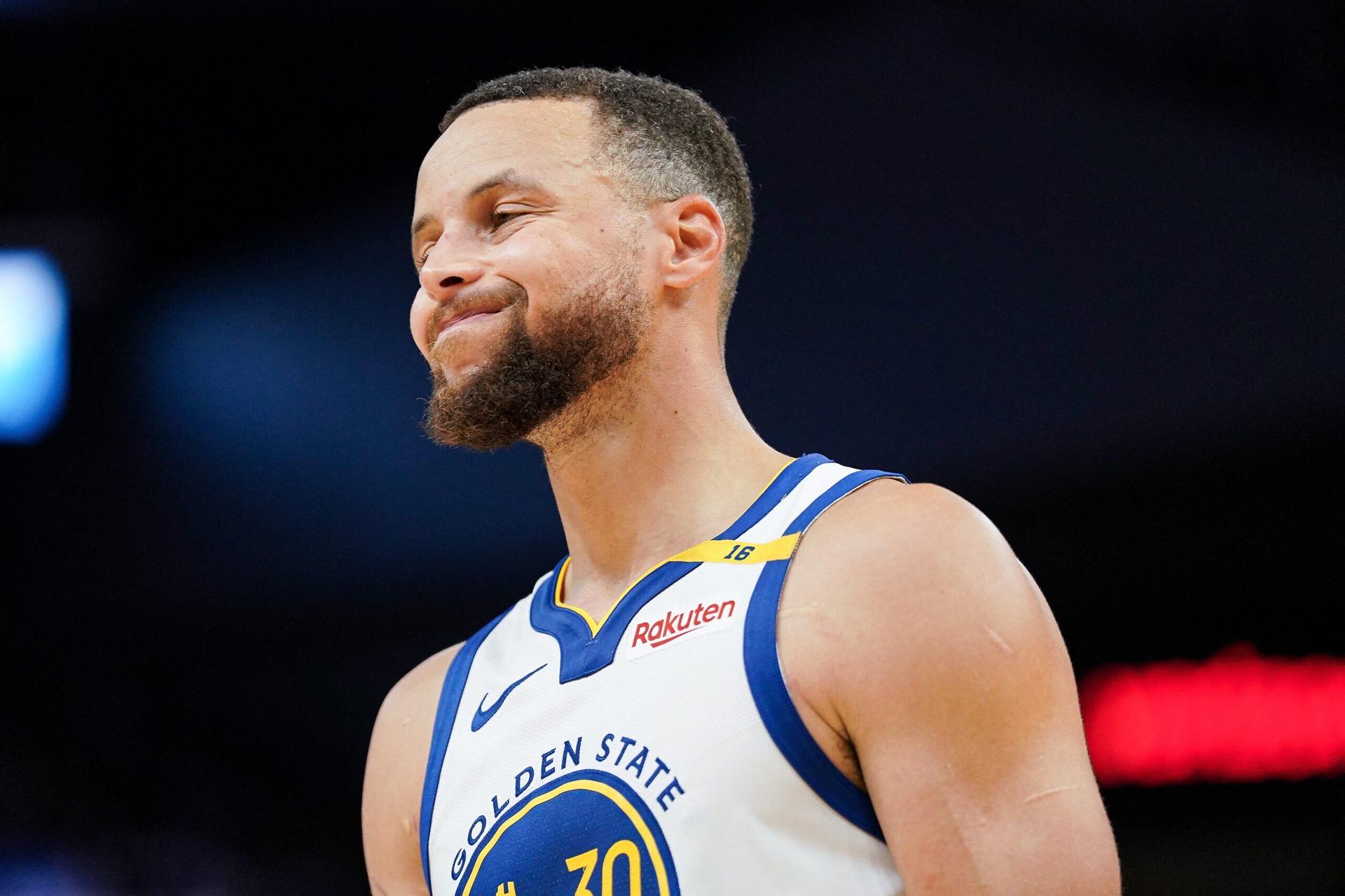 AFP__20241028__2180806559__v1__HighRes__LosAngelesClippersVGoldenStateWarriors-scaled-aspect-ratio-512-320