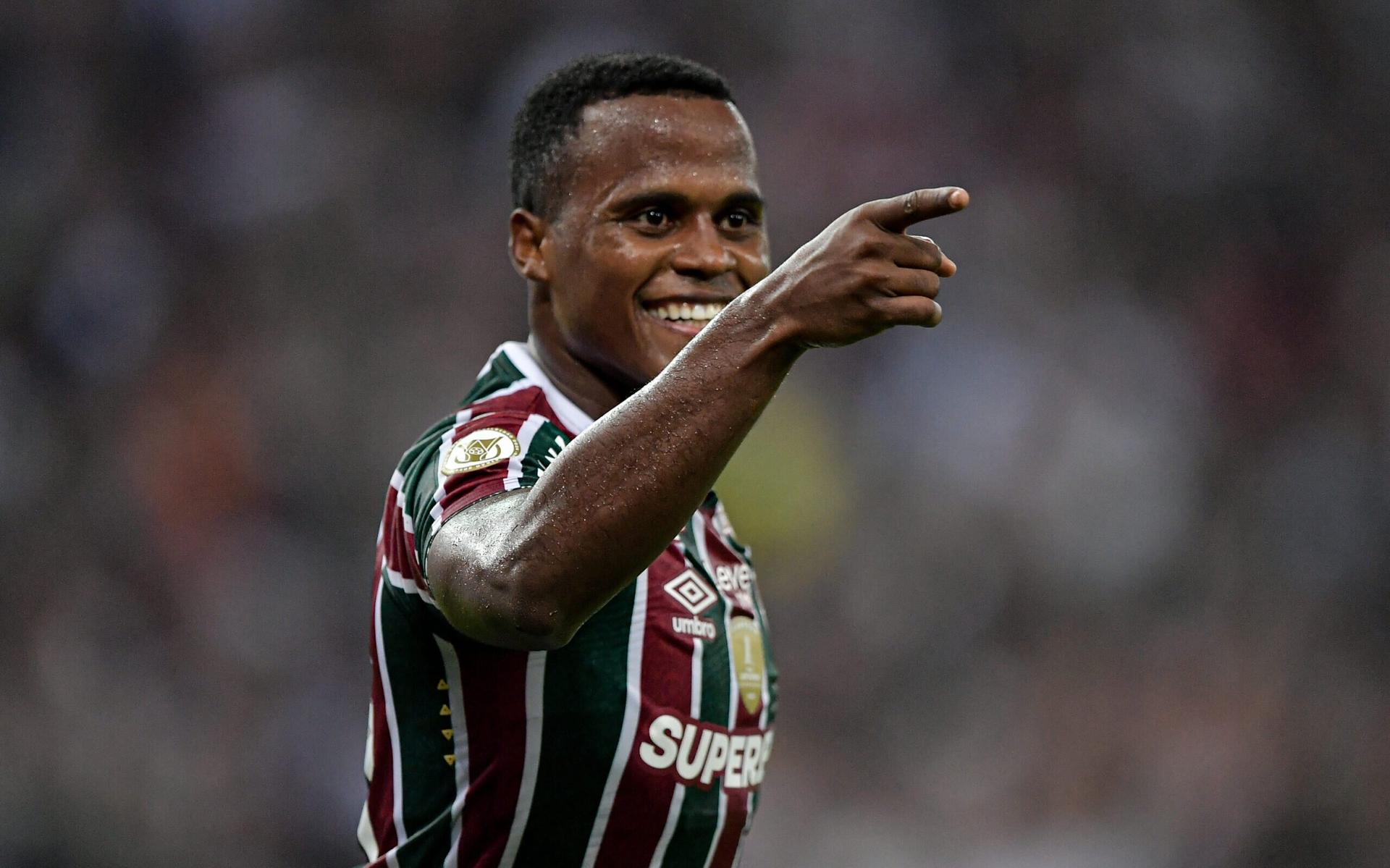 Arias elogia a Diniz y habla de posible salida: «100% enfocados en Fluminense»