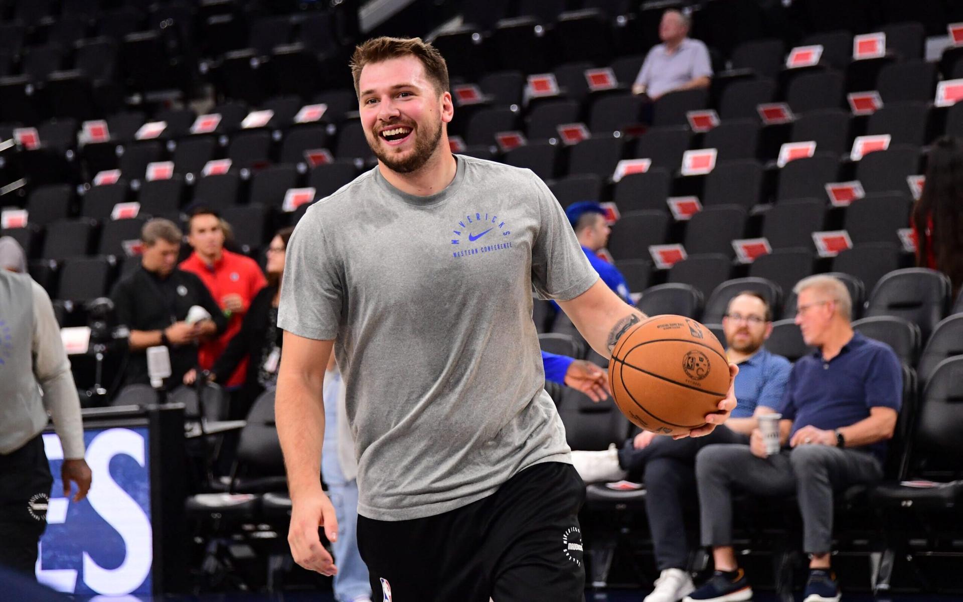 Luka-Doncic-Dallas-Mavericks-NBA-1-scaled-aspect-ratio-512-320