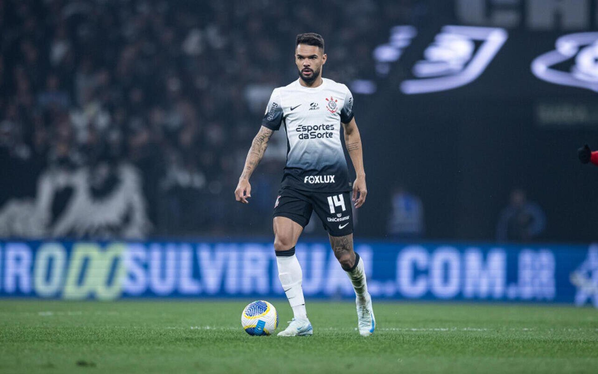 raniele_durante_jogo_do_corinthians_contra_o_red_ljls_Easy-Resize.com-1-aspect-ratio-512-320