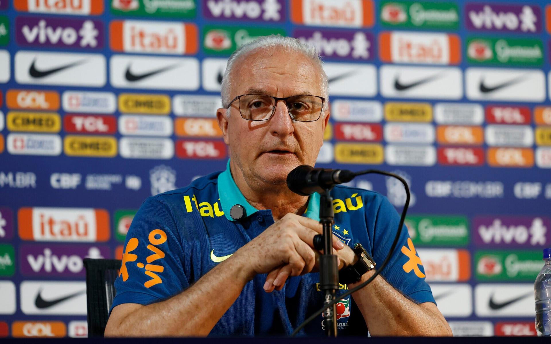 Dorival-Junior-durante-coletiva-de-imprensa-da-Selecao-Brasileira-scaled-aspect-ratio-512-320