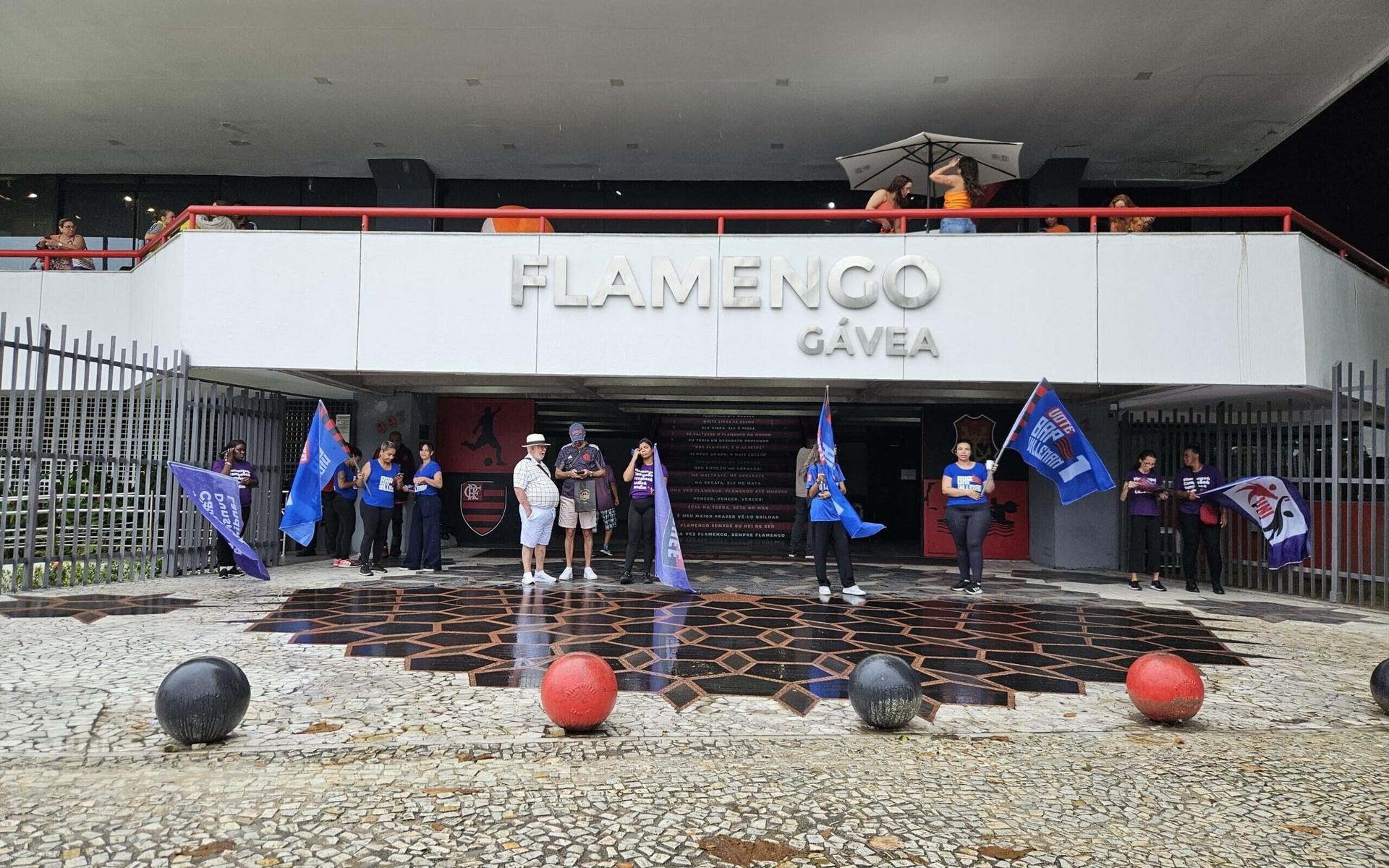 Apoiadores-BAP-e-Dunshe-Flamengo-Gavea-scaled-aspect-ratio-512-320