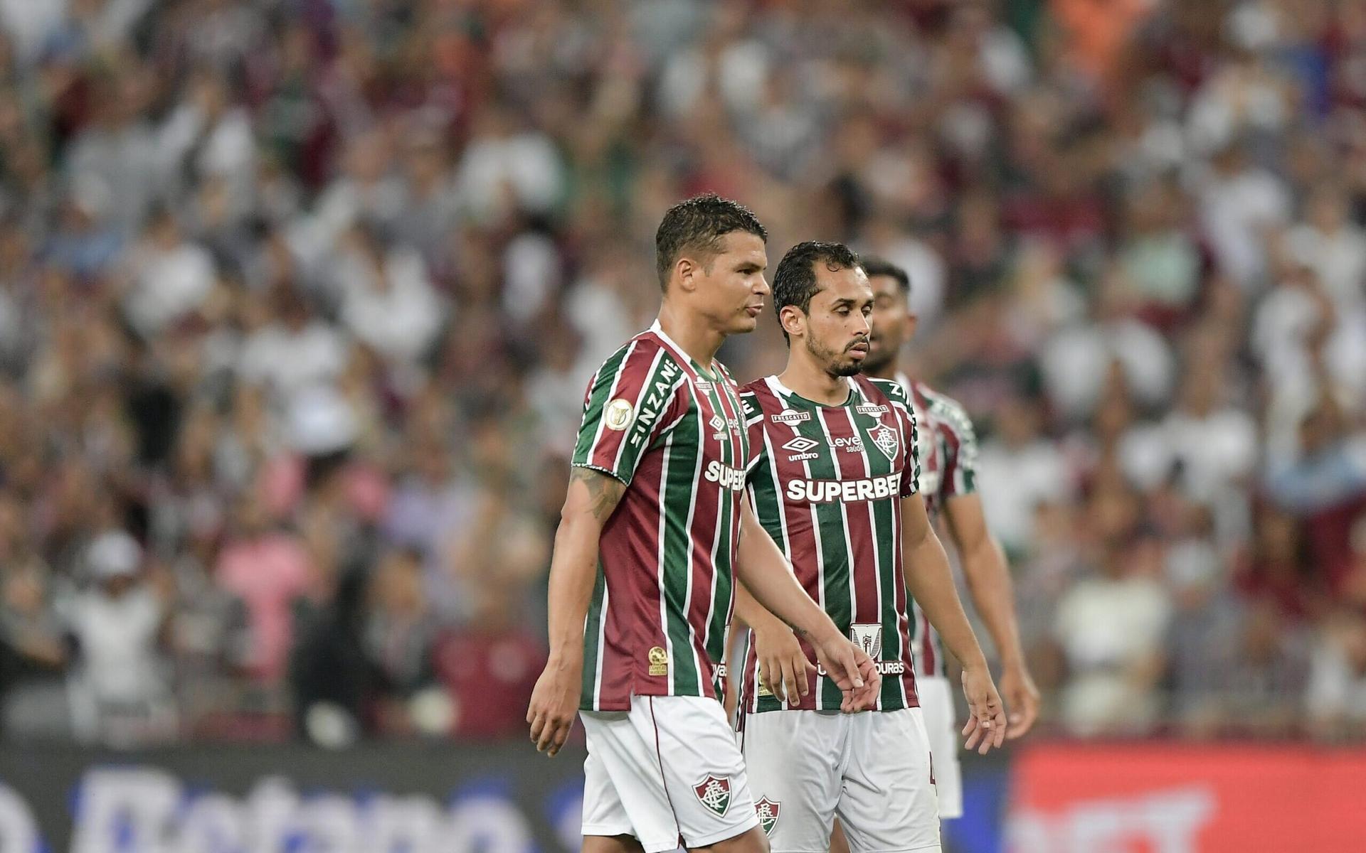 Thiago-Silva-durante-o-jogo-entre-Fluminense-e-Cuiaba-pelo-Brasileirao-scaled-aspect-ratio-512-320