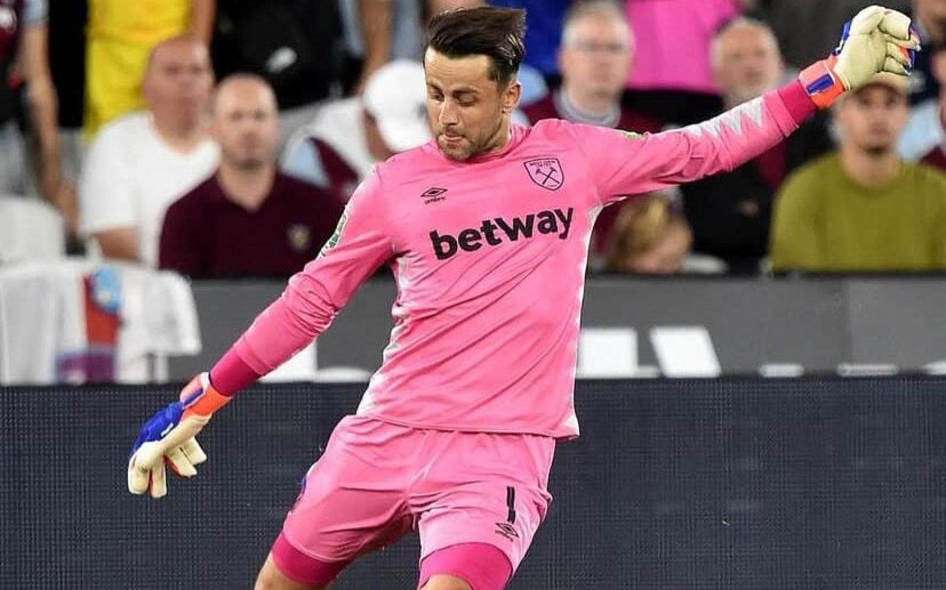 fabianski-west-ham-aspect-ratio-512-320