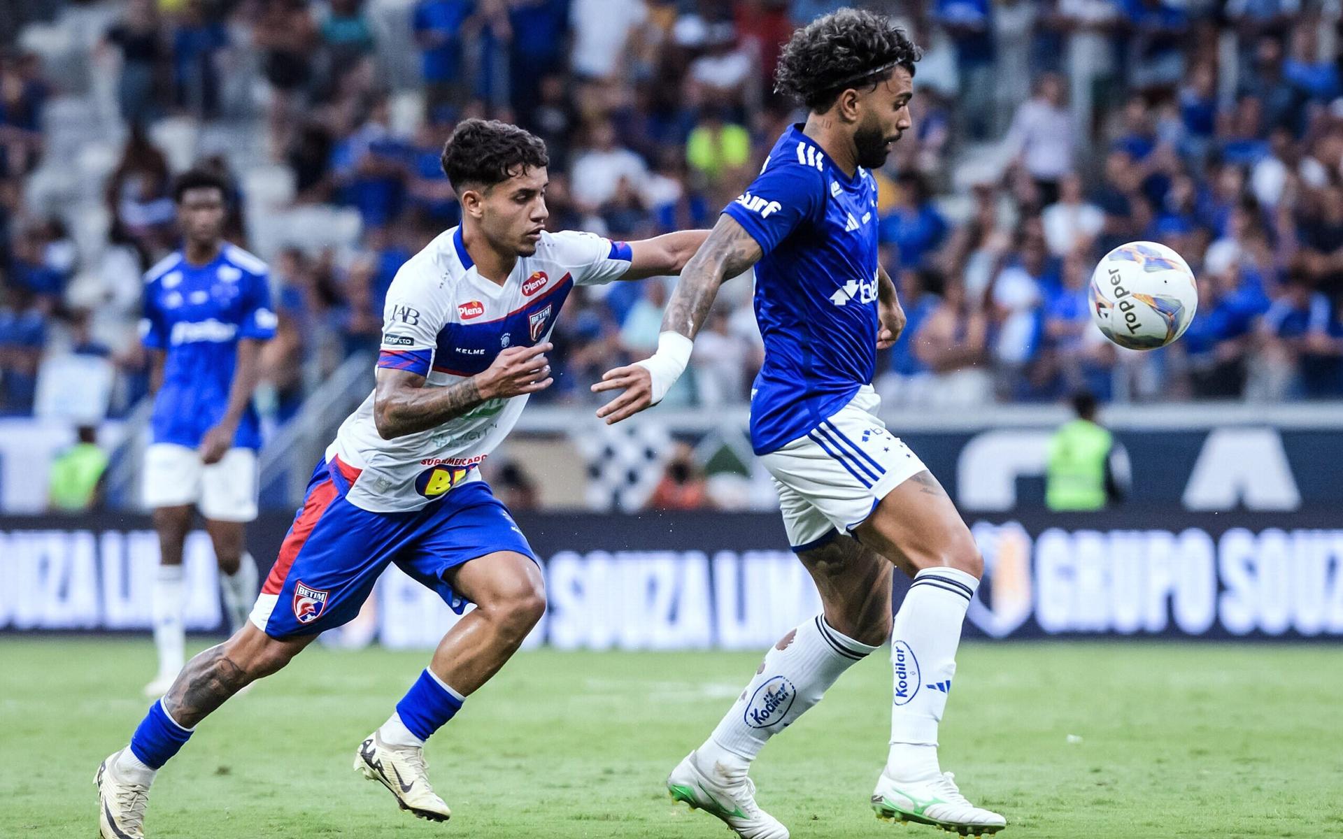 Gabigol_Cruzeiro_Empate-scaled-aspect-ratio-512-320