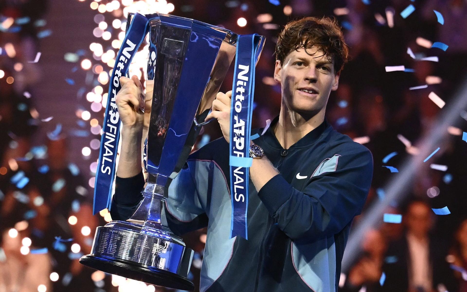 Jannik-Sinner-Tenis-ATP-Finals-scaled-aspect-ratio-512-320