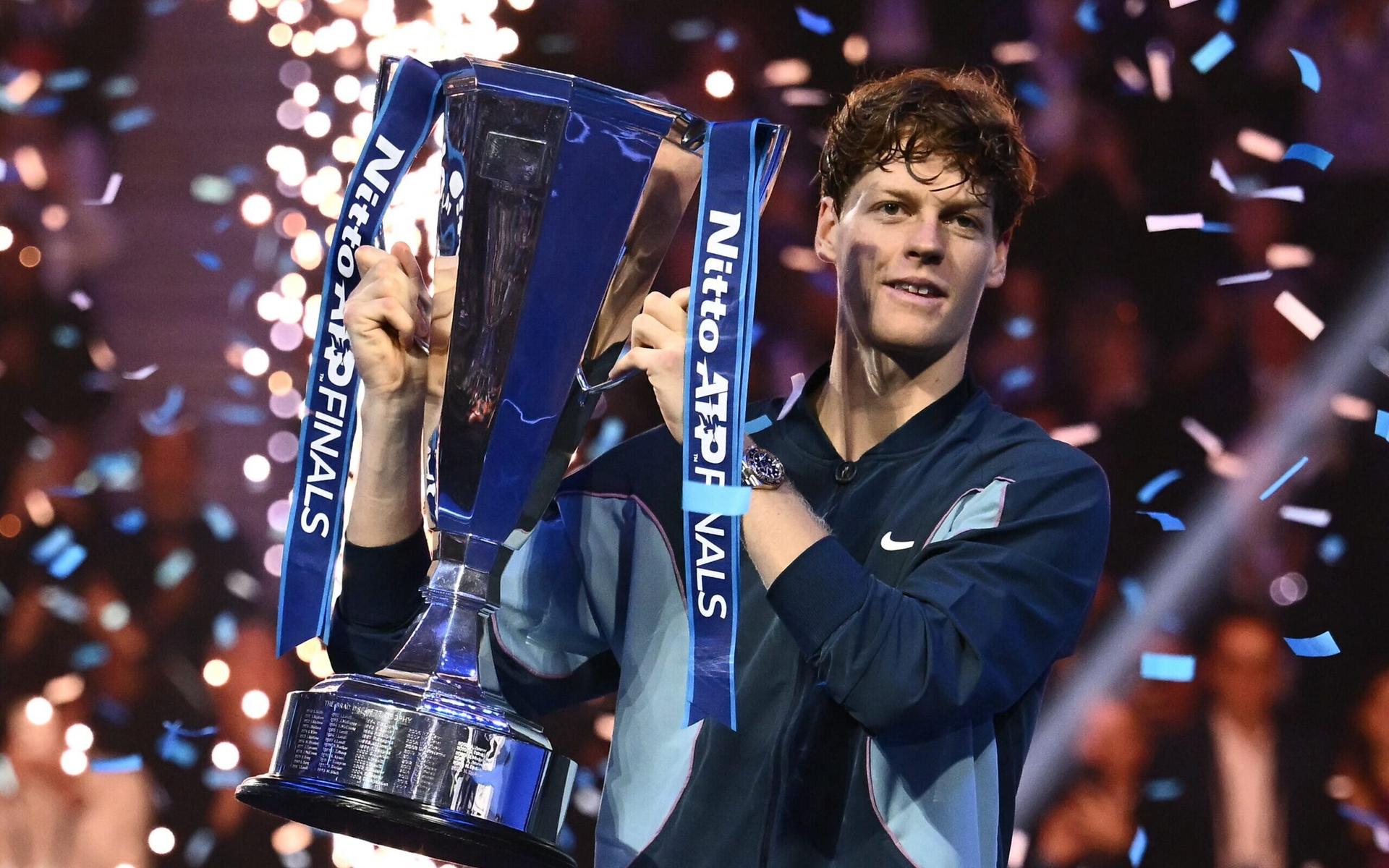 Jannik-Sinner-Tenis-ATP-Finals-scaled-aspect-ratio-512-320