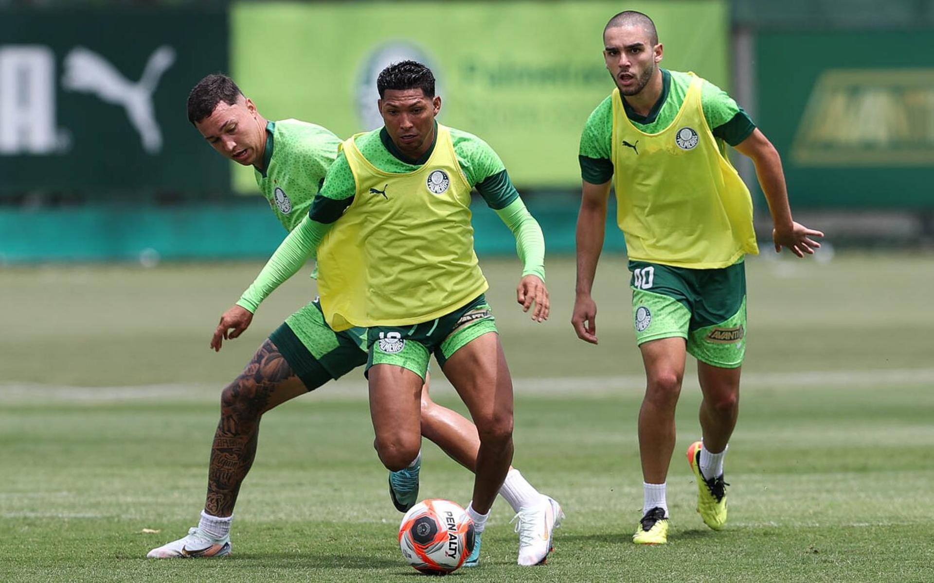 Treino-do-Palmeiras-2025-aspect-ratio-512-320