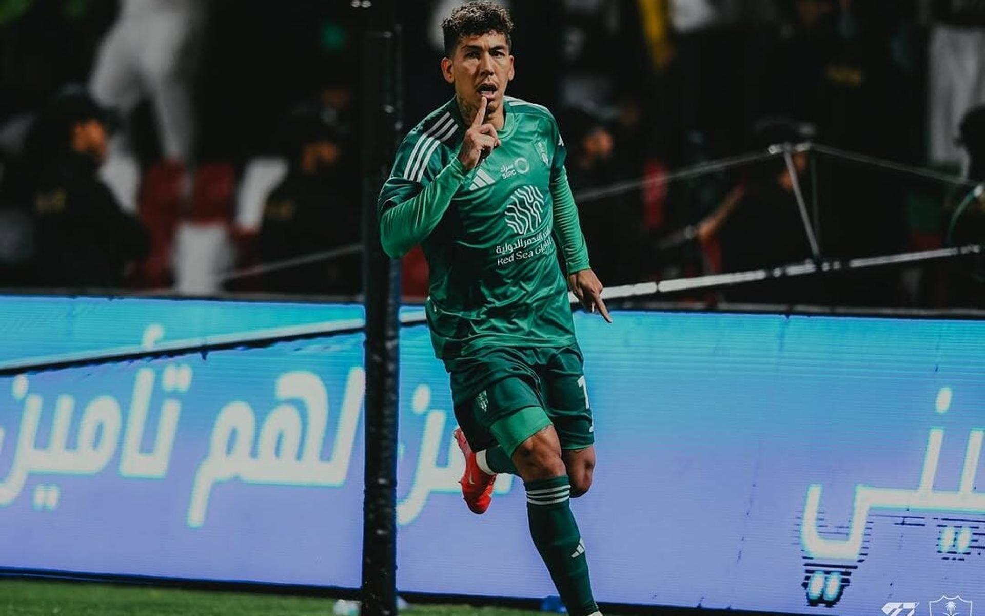 firmino-al-ahly-aspect-ratio-512-320