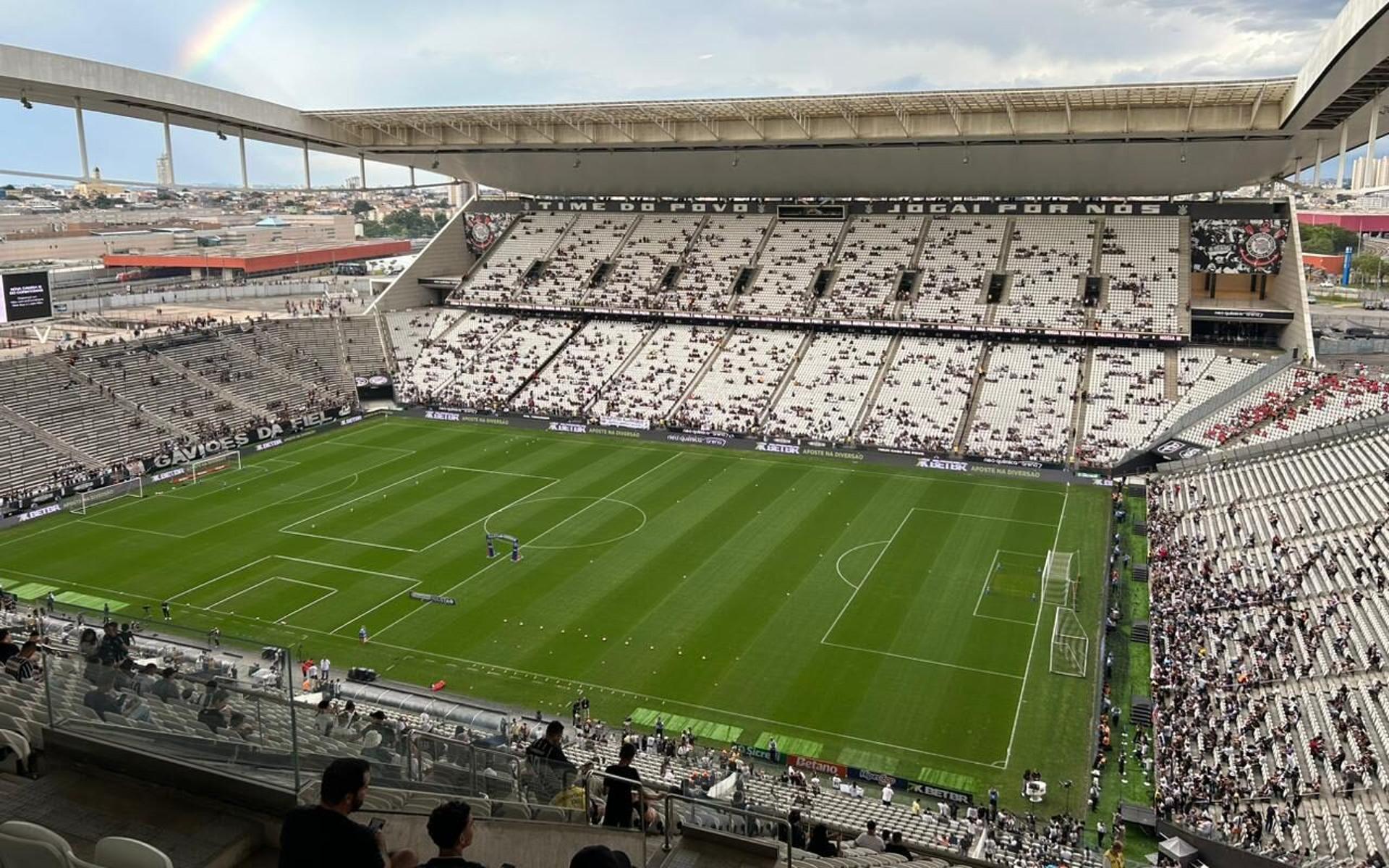 Arena-NeoQuimica-Corinthians-x-Velo-Clube-aspect-ratio-512-320