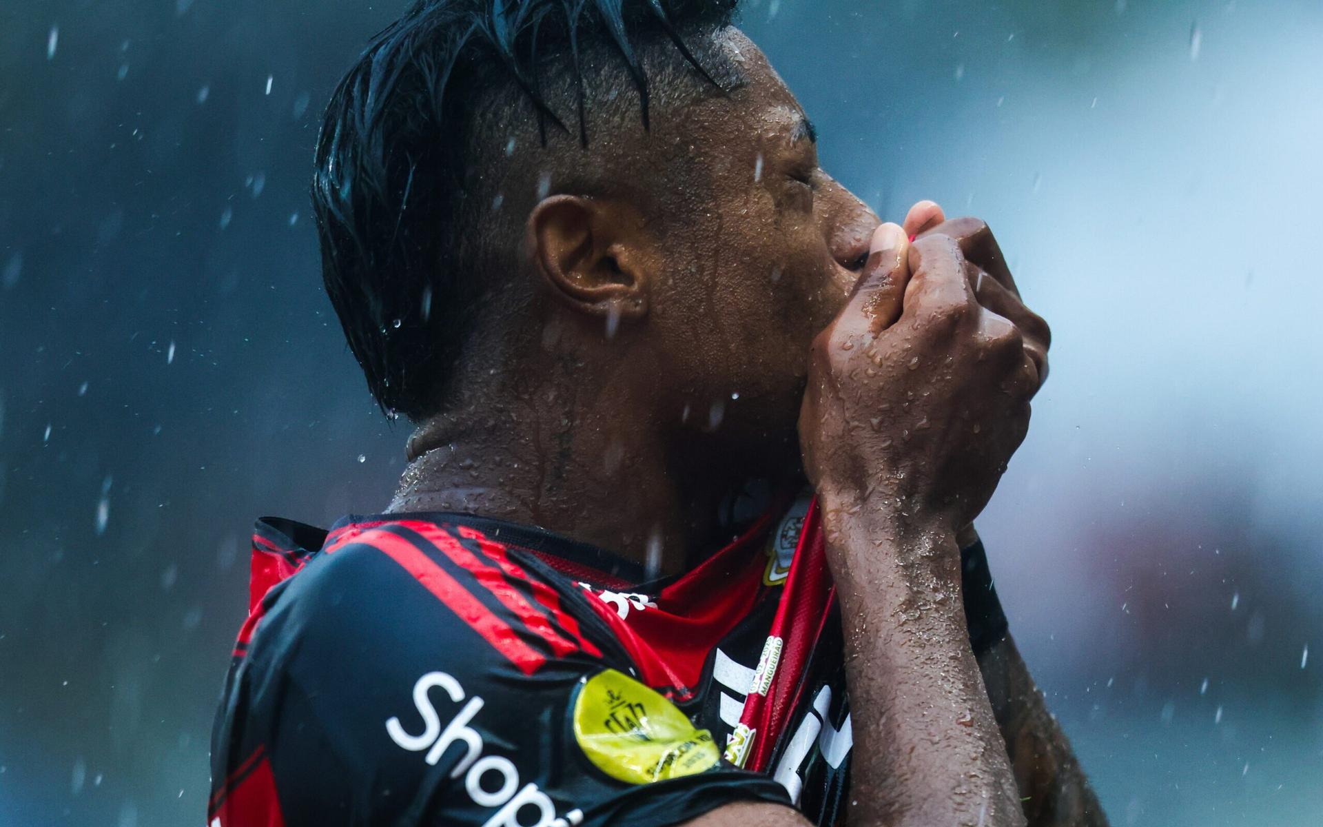 Bruno-henrique-flamengo-supercopa-do-brasil-scaled-aspect-ratio-512-320