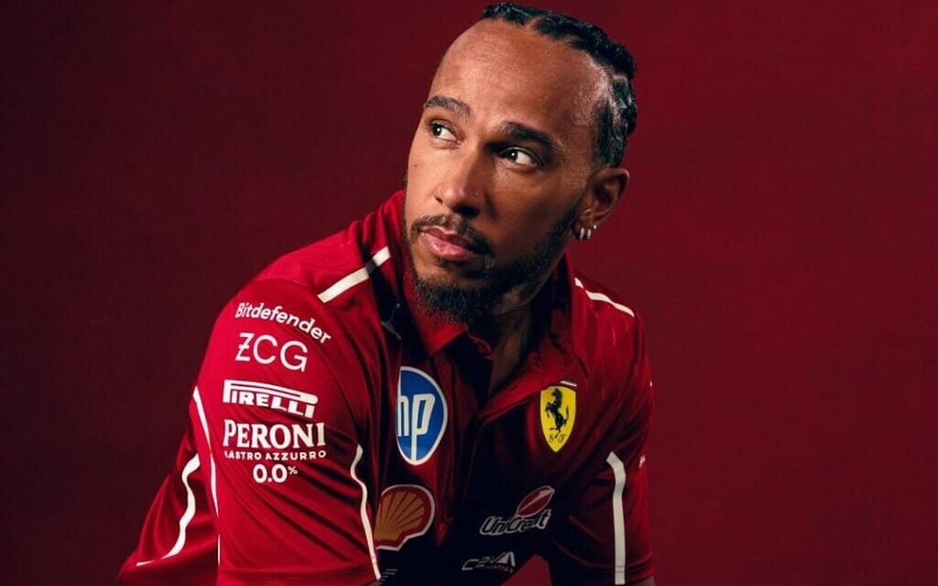 Lewis-Hamilton-uniforme-Ferrari-2-edited-aspect-ratio-512-320