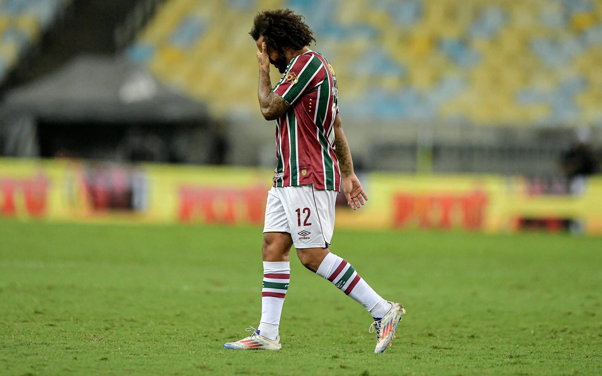 Marcelo-lamenta-lesao-muscular-no-duelo-entre-Fluminense-e-Juventude-pela-Copa-do-Brasil-scaled-aspect-ratio-512-320