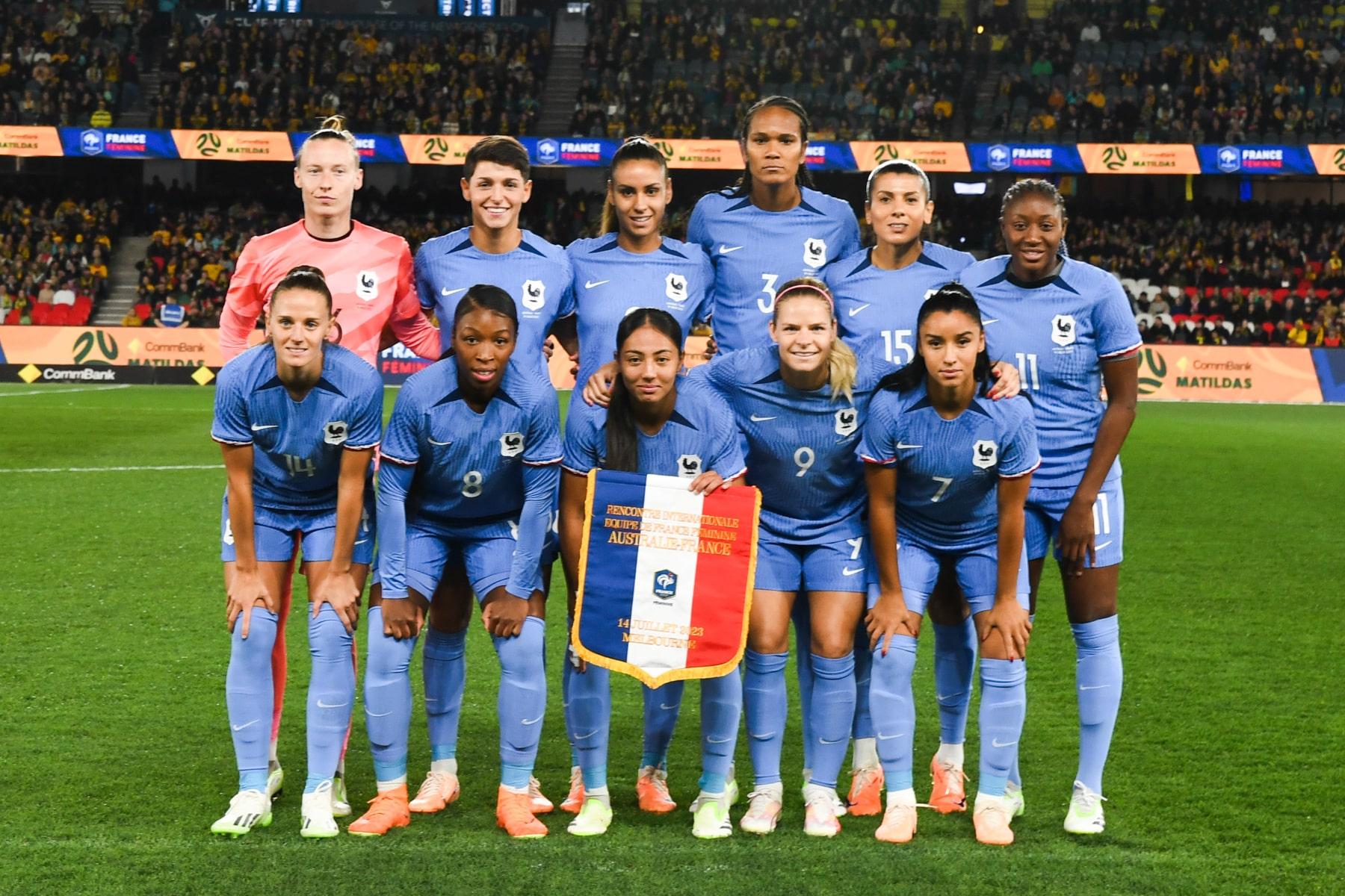 Hoje Tem Jogo Brasil x França Copa Feminina Futebol Social Media PSD  Editável.zip em 2023