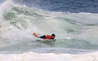 Lucas Chumbo em ação no Itacoatiara Pro (Foto: Tony D'Andrea)