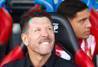 Simeone faz careta em Mallorca x Atlético de Madrid (Foto: JAIME REINA / AFP)