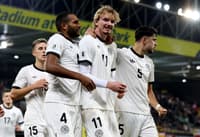 Nick Woltemade comemora gol da Alemanha diante da Irlanda do Norte (Foto: Paul Faith / AFP)