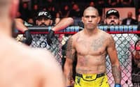 Poatan focado em recuperar título do UFC (Foto: Reprodução Instagram Alex Poatan)