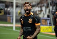 Memphis em Corinthians x Cruzeiro