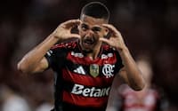 Samuel Lino comemora gol do Flamengo (Foto: Andre Mourao / FotoFC)