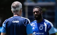 Gerson em treino na Toca (Foto: Gustavo Aleixo/Cruzeiro)