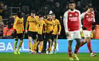 Wolves e Arsenal empataram por 2 a 2 pela Premier League (Foto: Paul ELLIS / AFP)