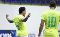 Cleber comemora gol em Brasil x Chile pela Copa América de futsal (Foto: Staff Images / CB)